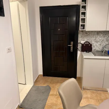 Family Apartman Golem
